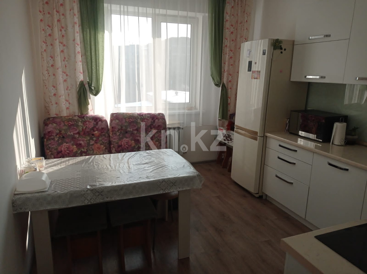 Продажа 1-комнатной квартиры 45 м в Алматы, Аксай-1 мкр-н, дом 11/7 за 29  000 000 ₸ - объявление 3240897 | Kn.kz