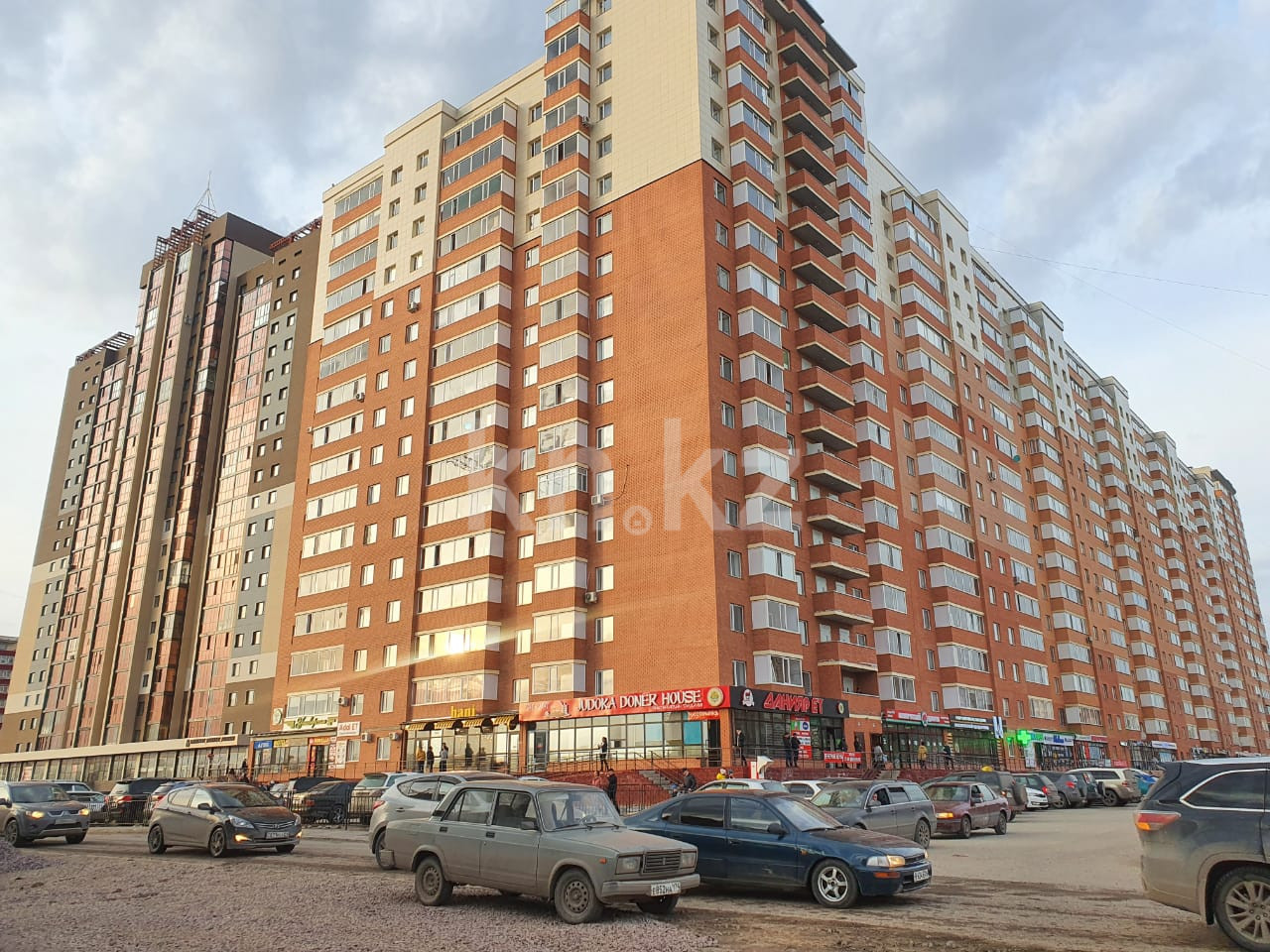 Аренда 2-комнатной квартиры 45 м в Караганде, Шахтеров, дом 52а за 180 000  ₸ в месяц - объявление 3347919 | Kn.kz