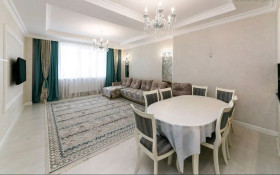 Продажа 4-комнатной квартиры, 155 м, Кошкарбаева, дом 32