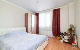 Продажа 2-комнатной квартиры, 55 м, Нажимеденова, дом 39