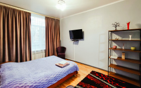 Аренда 1-комнатной квартиры посуточно, 35 м, Абылай хана, дом 121 - Кабанбай батыра