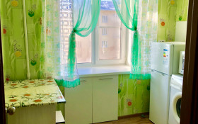 Аренда 1-комнатной квартиры посуточно, 30 м, Назарбаева, дом 40