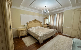 Продажа 4-комнатной квартиры, 220 м, Букейханова, дом 6