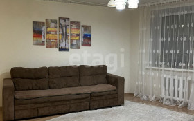 Продажа 4-комнатной квартиры, 76 м, Жумабаева, дом 18