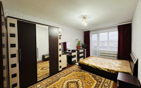 Продажа 3-комнатной квартиры, 62 м, Молодежная, дом 53