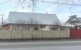 Продажа 4-комнатного дома, 61.8 м, Карбышева