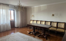 Продажа 4-комнатной квартиры, 183 м, Мендикулова