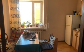 Продажа 2-комнатной квартиры, 58 м, Азербаева, дом 4