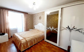 Продажа 3-комнатной квартиры, 64 м, Аманжолова (Кривогуза)