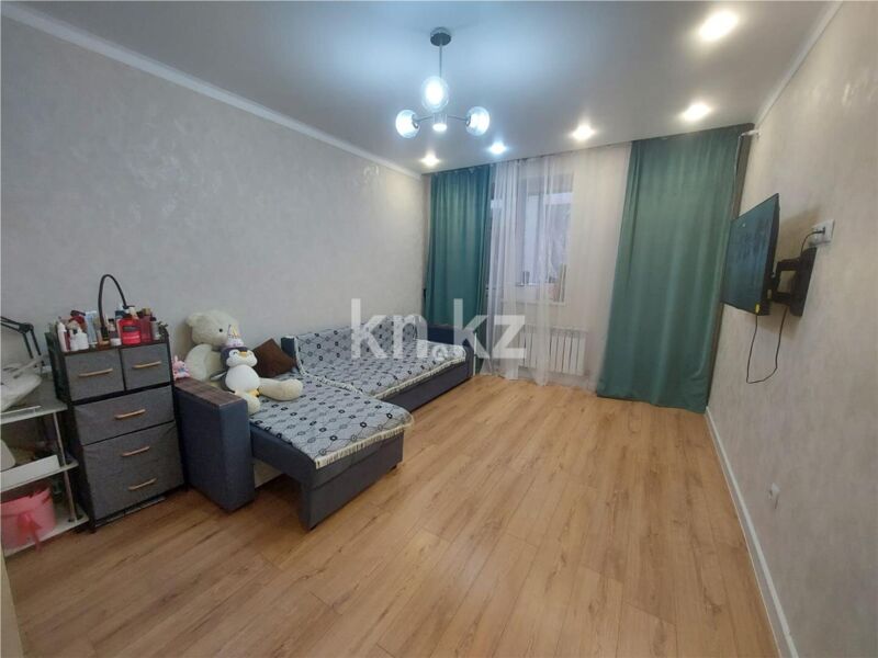 Продажа 1-комнатной квартиры, 42 м² - Продажа квартир в кирпичном доме в Астане - страница 3 фото 1 из 10