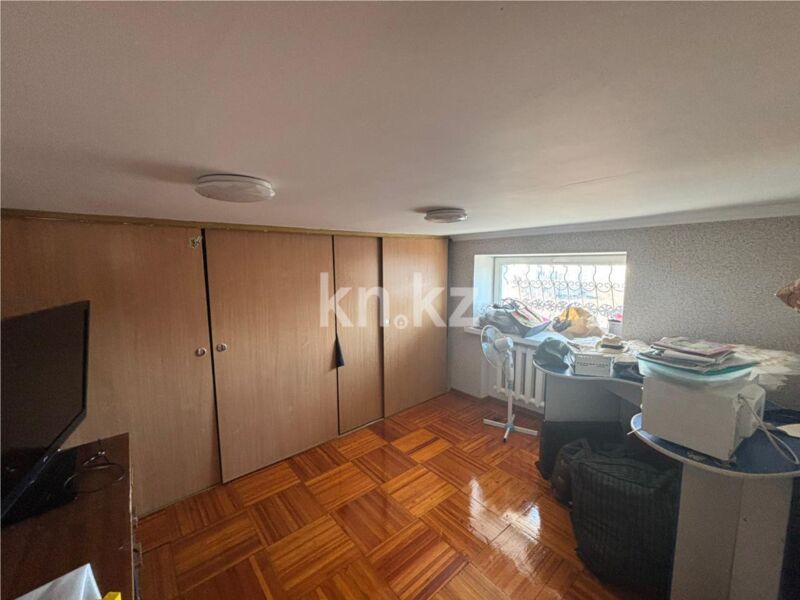 Продажа 7-комнатного дома, 264.7 м² - Продажа домов, коттеджей в Караганде - страница 4 фото 11 из 12