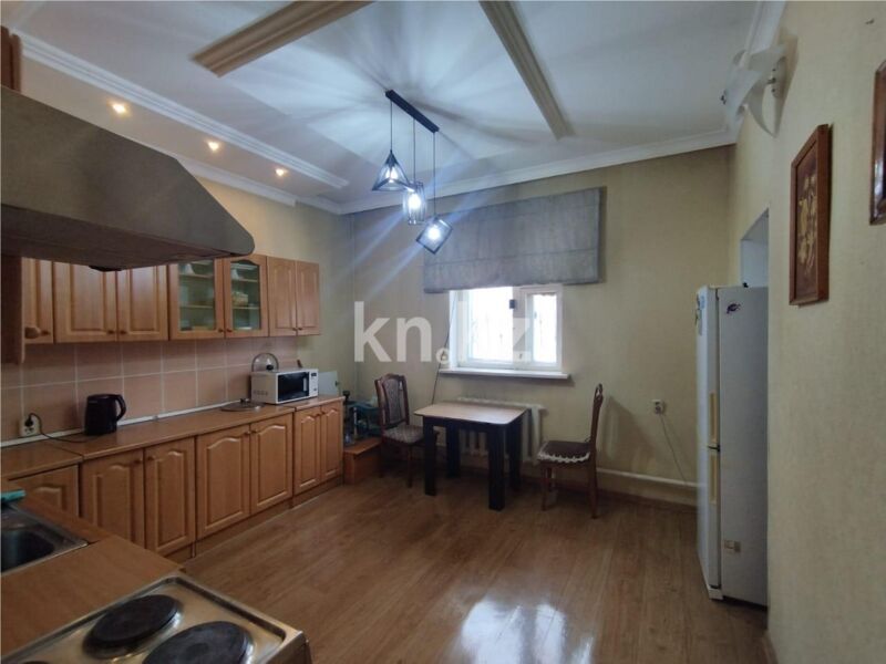 Продажа 7-комнатного дома, 250 м² - Продажа домов, коттеджей в Караганде - страница 4 фото 15 из 24