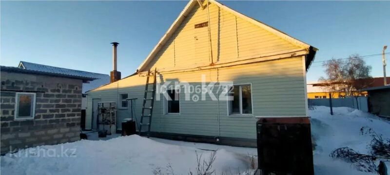 Продажа 3-комнатного дома, 78 м² - Продажа недвижимости в Темиртау фото 1 из 7