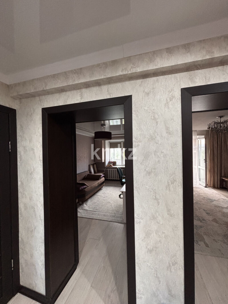Продажа 4-комнатной квартиры, 73.9 м² - Продажа четырехкомнатных квартир в кирпичном доме в Караганде - страница 6 фото 17 из 24