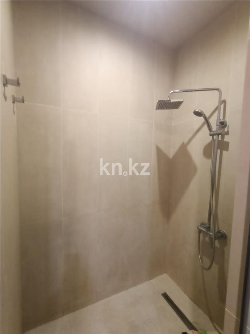 Продажа 5-комнатной квартиры, 200 м² - Продажа пятикомнатных и более квартир в монолитно-каркасном доме в Астане фото 28 из 47