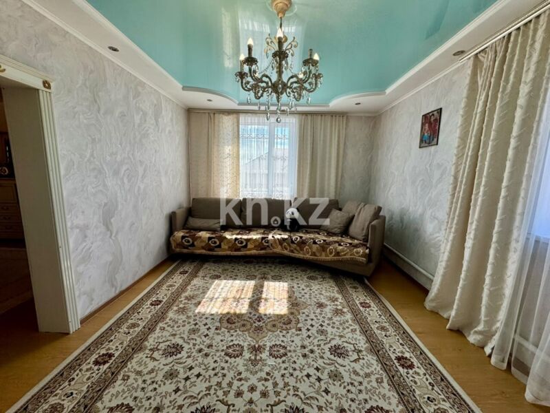Продажа 5-комнатного дома, 205 м² - Продажа домов, коттеджей в Караганде фото 1 из 28