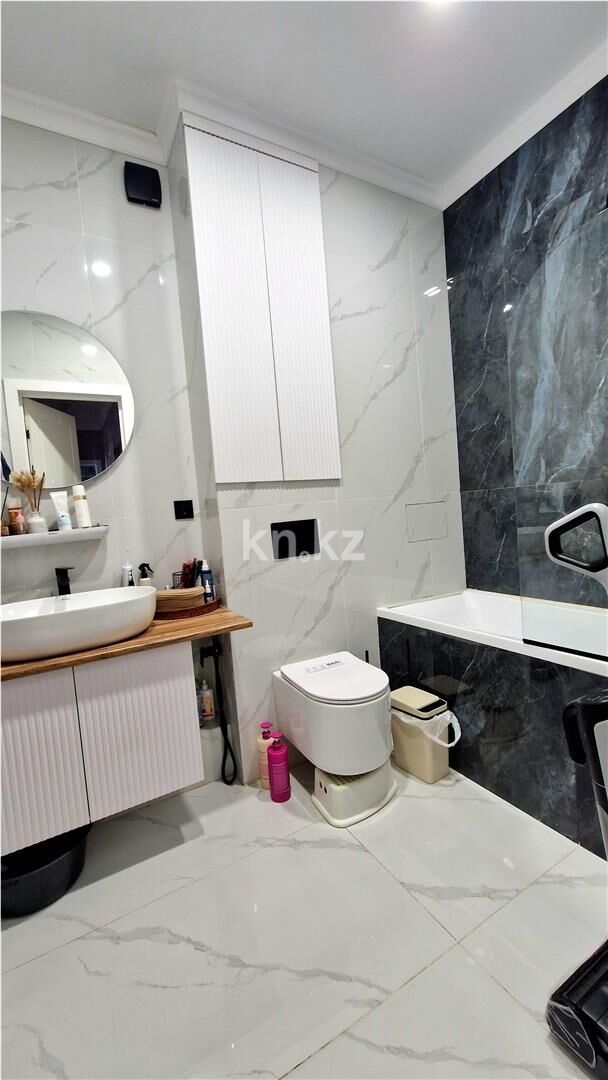 Продажа 3-комнатной квартиры, 70 м² - Продажа трехкомнатных квартир на Юго-Востоке Караганды - страница 9 фото 10 из 13