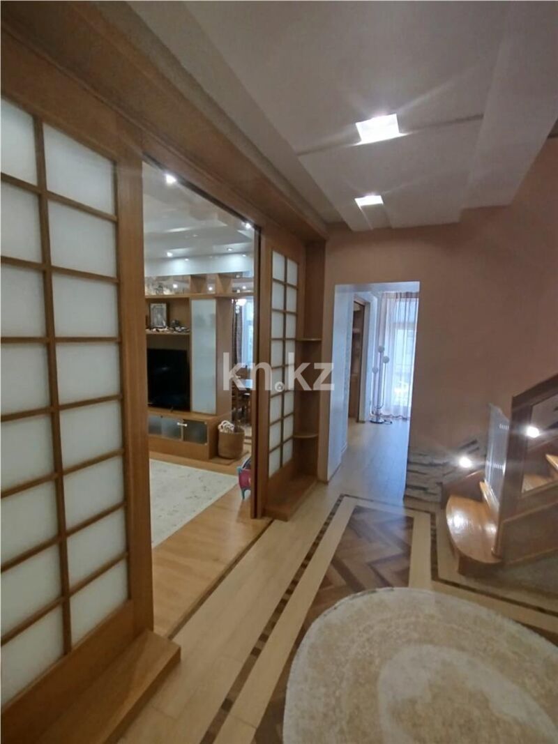 Продажа 6-комнатной квартиры, 241 м² - Продажа пятикомнатных и более квартир в Темиртау фото 51 из 59