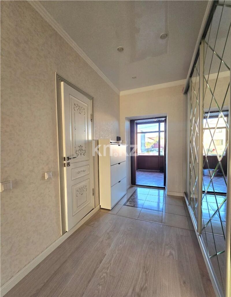 Продажа 7-комнатного дома, 330 м² - Продажа домов, коттеджей в Караганде - страница 5 фото 11 из 51