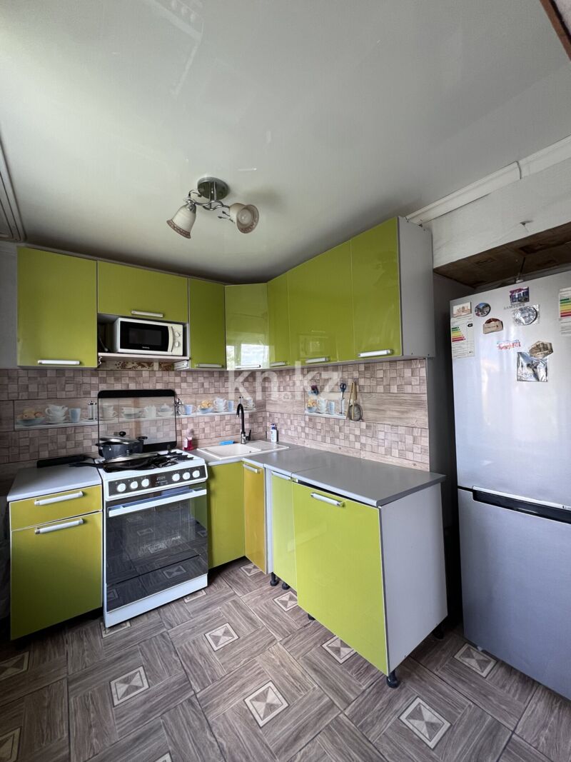 Продажа 3-комнатной квартиры, 62.5 м² - Продажа трехкомнатных квартир в кирпичном доме в Казахстане фото 1 из 13