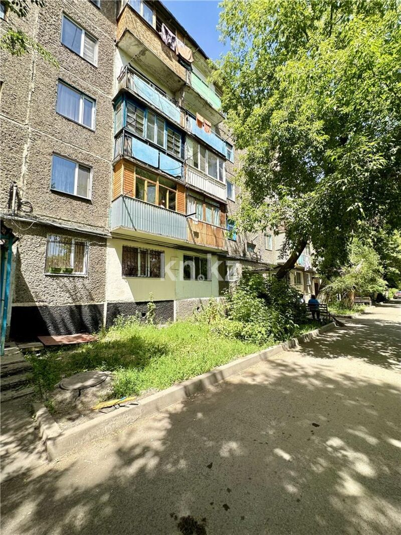 Продажа 2-комнатной квартиры, 43 м² - Продажа двухкомнатных квартир в панельном доме в Караганде - страница 29 фото 15 из 16
