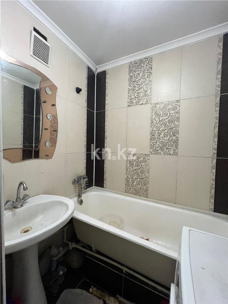 Продажа 3-комнатной квартиры, 65 м² - Продажа квартир в районе Нового рынка Караганды фото 5 из 16