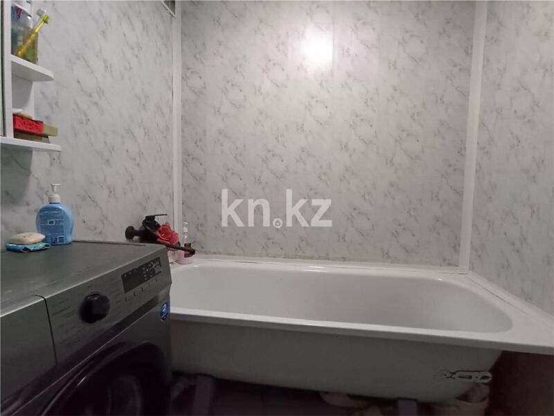 Продажа 4-комнатной квартиры, 77 м² - Продажа четырехкомнатных квартир в Караганде фото 8 из 12