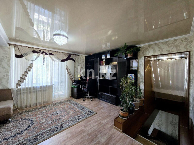 Продажа 4-комнатного дома, 180 м² - Продажа земельных участков в Темиртау фото 5 из 22
