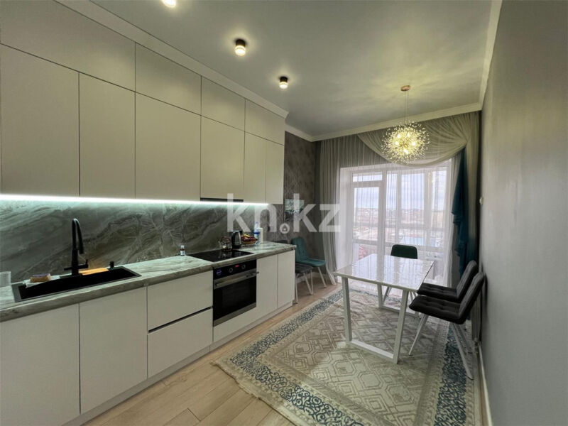 Продажа 4-комнатной квартиры, 111 м² - Продажа четырехкомнатных квартир в кирпичном доме в Караганде - страница 8 фото 18 из 23