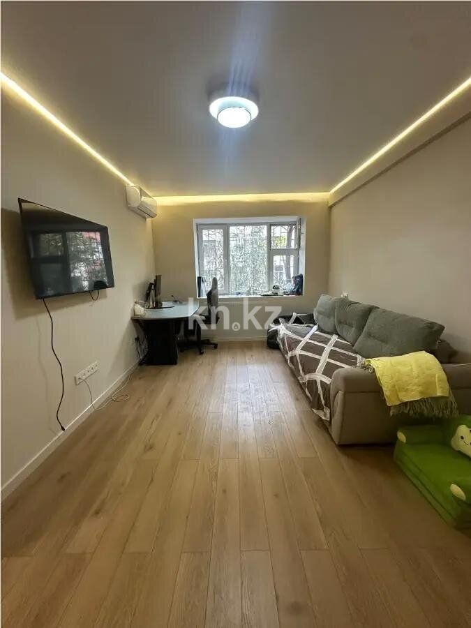 Продажа 3-комнатной квартиры, 59 м² - Продажа трехкомнатных квартир от собственников в Алматы - страница 2 фото 1 из 9