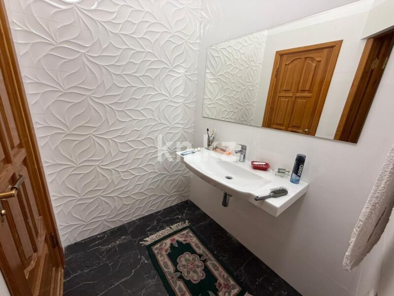 Аренда 9-комнатного дома, 487 м² - Продажа зданий в Карагандинской области фото 8 из 22