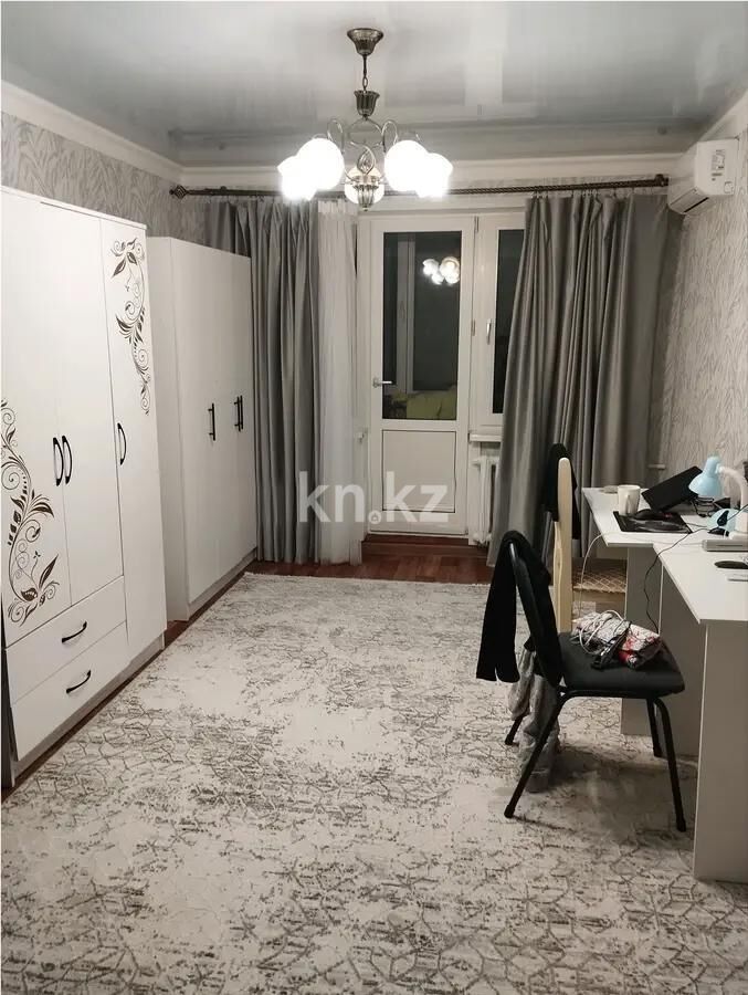 Продажа 3-комнатной квартиры, 59 м² - Продажа офисных и торговых помещений в Павлодаре фото 1 из 5