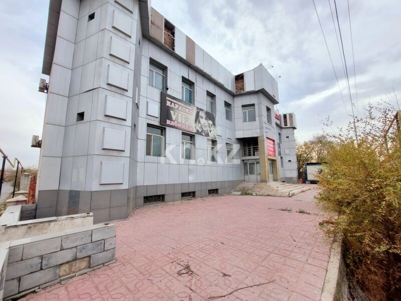 Продажа помещения, 718 м² - Продажа офисных и торговых помещений в Шымкенте фото 1 из 30