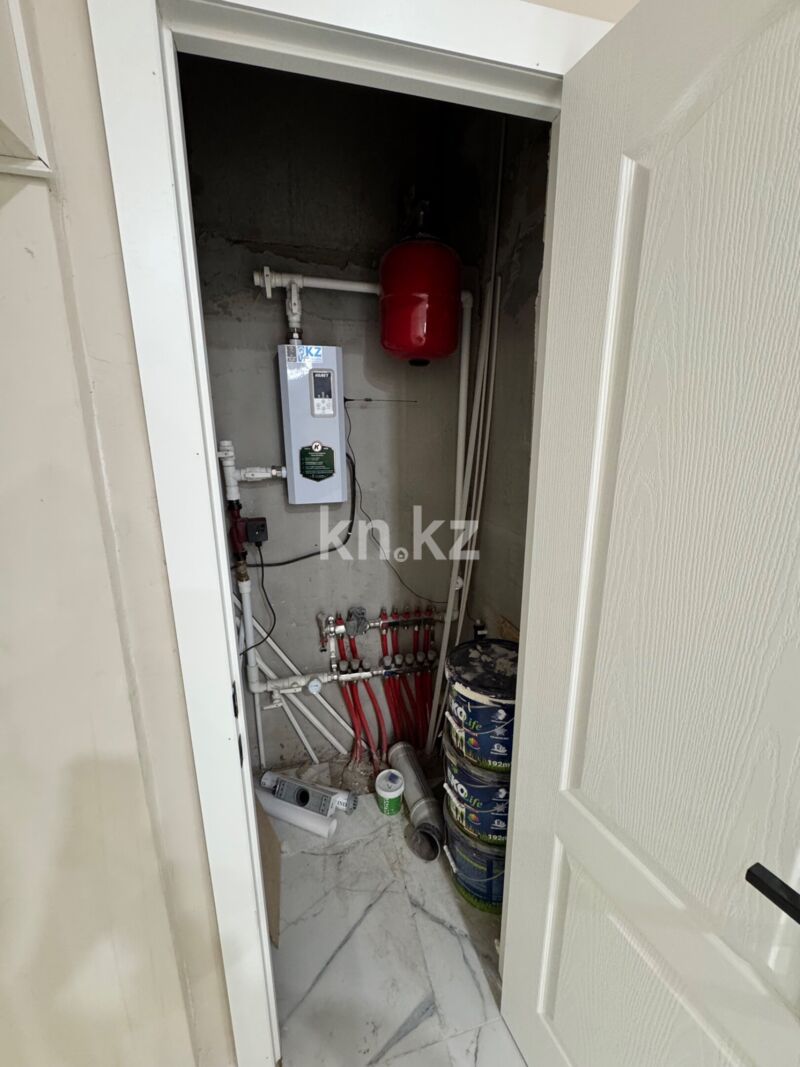Продажа помещения, 76 м² - Продажа офисных и торговых помещений в Караганде - страница 2 фото 5 из 18