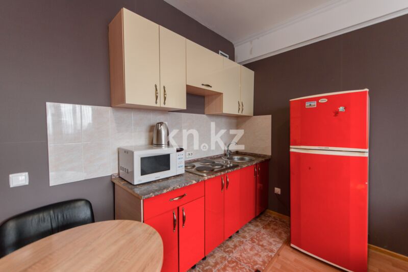 Аренда 1-комнатной квартиры посуточно, 30 м² - Аренда квартир посуточно в Алмалинском р-не Алматы фото 1 из 9