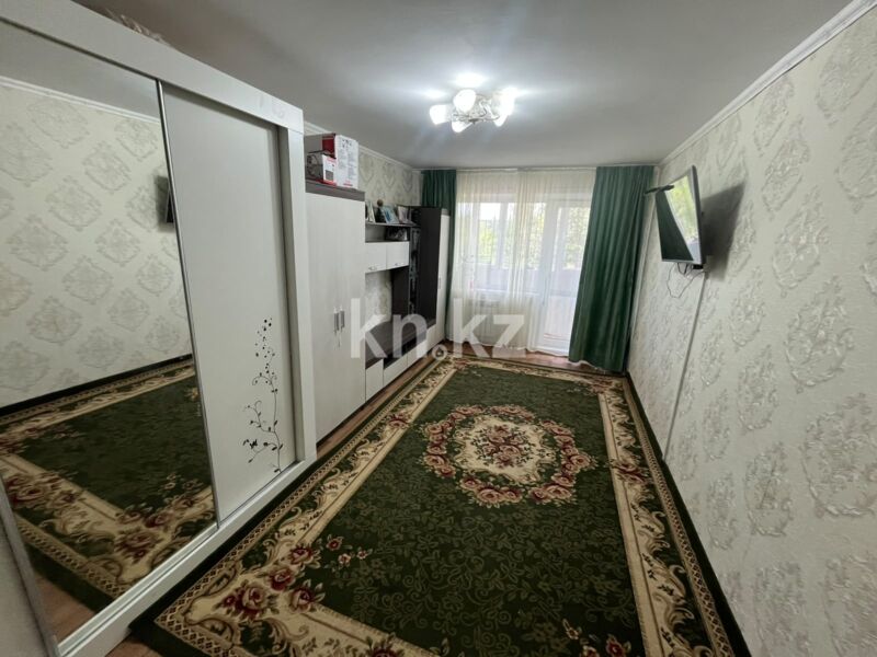 Продажа 3-комнатной квартиры, 59 м² - Продажа трехкомнатных квартир в панельном доме в Абае - страница 2 фото 1 из 12