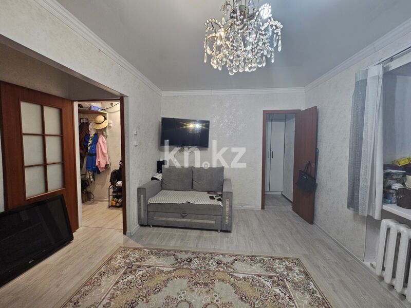Продажа 1-комнатной квартиры, 32 м² - Продажа однокомнатных квартир в Городе Караганды - страница 2 фото 3 из 14