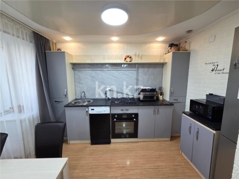 Продажа 3-комнатной квартиры, 60 м² - Продажа трехкомнатных квартир в Караганде фото 11 из 17