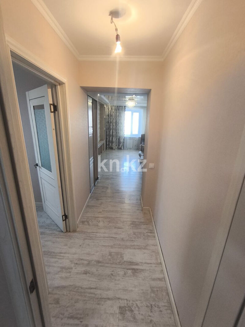 Продажа 4-комнатной квартиры, 70.3 м² - Продажа четырехкомнатных квартир в кирпичном доме в Караганде - страница 8 фото 17 из 22
