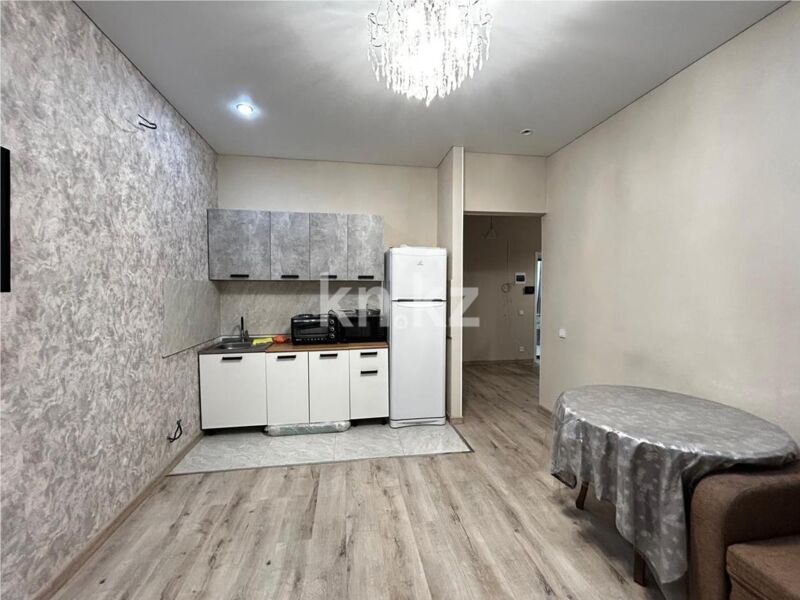 Продажа 2-комнатной квартиры, 42 м² - Продажа двухкомнатных квартир в кирпичном доме в Караганде - страница 2 фото 3 из 7