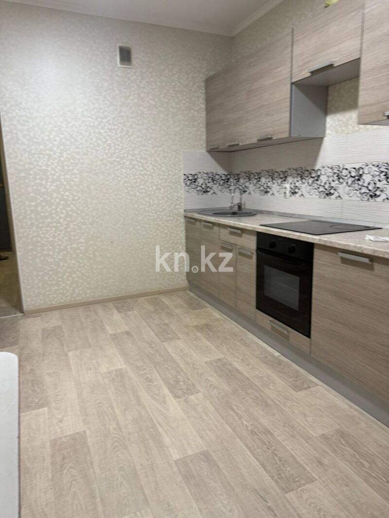 Аренда 2-комнатной квартиры, 70 м² - Недвижимость в Казахстане - страница 2 фото 1 из 10