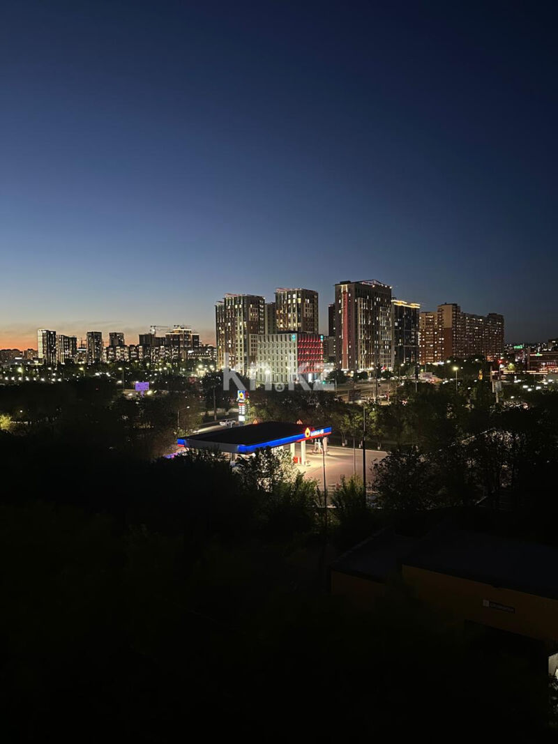 Продажа 2-комнатной квартиры, 65 м² - Продажа двухкомнатных квартир в монолитно-каркасном доме в Караганде - страница 3 фото 11 из 12