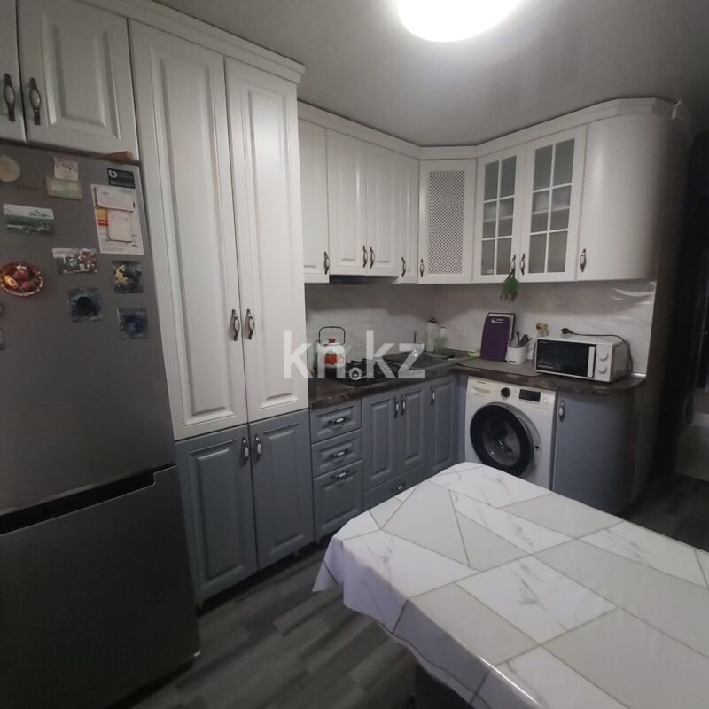 Продажа 3-комнатной квартиры, 62.3 м² - Продажа квартир в панельном доме в Казахстане - страница 7 фото 9 из 15