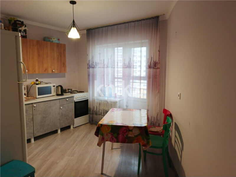Продажа 2-комнатной квартиры, 66 м² - Продажа двухкомнатных квартир в монолитно-каркасном доме в Караганде - страница 4 фото 4 из 8