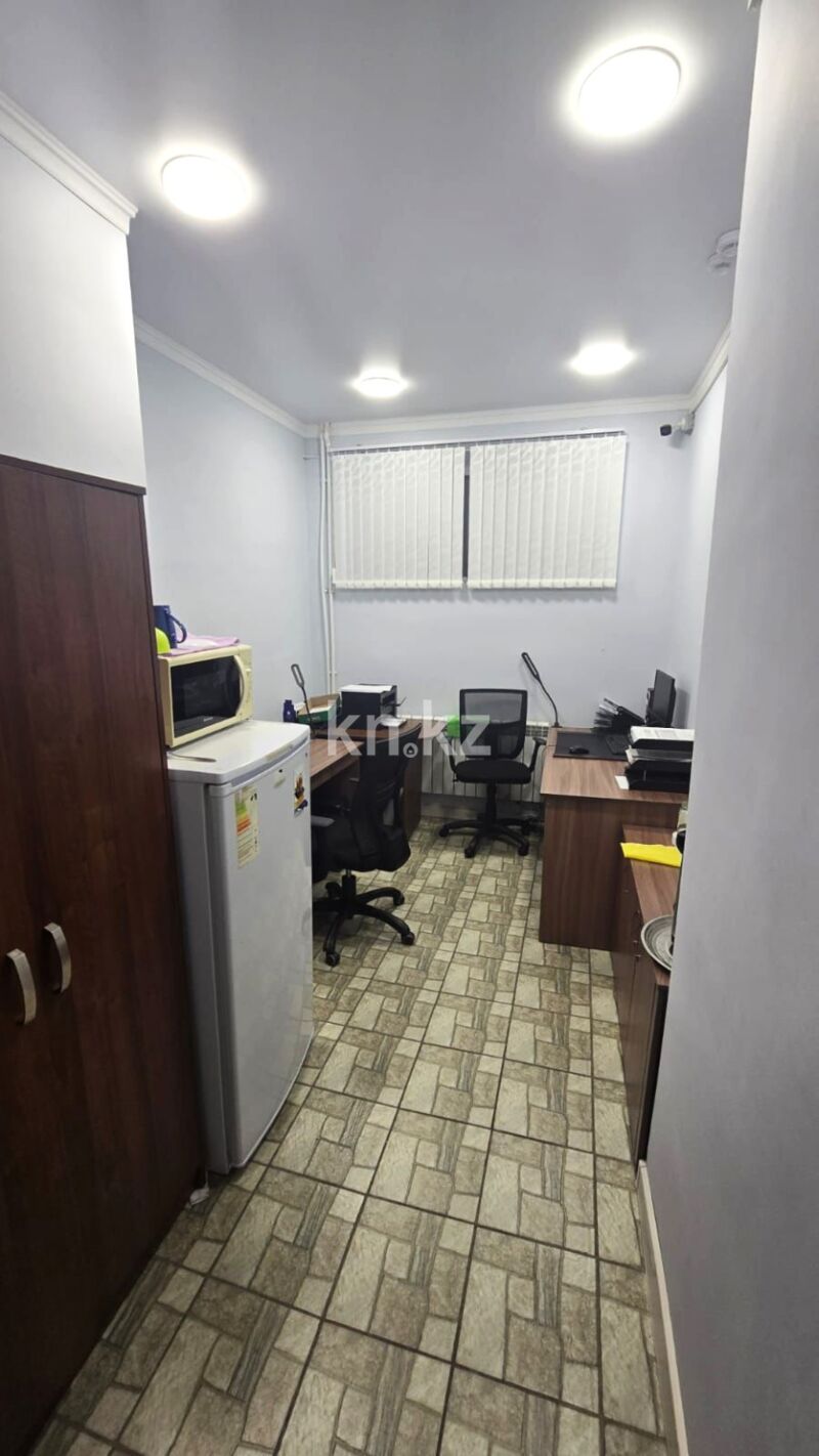 Продажа помещения, 223 м² - Продажа офисных и торговых помещений в Караганде фото 4 из 8