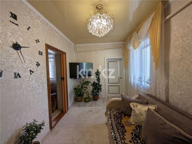 Продажа 5-комнатного дома, 88 м² - Продажа домов, коттеджей в Караганде - страница 4 фото 8 из 16