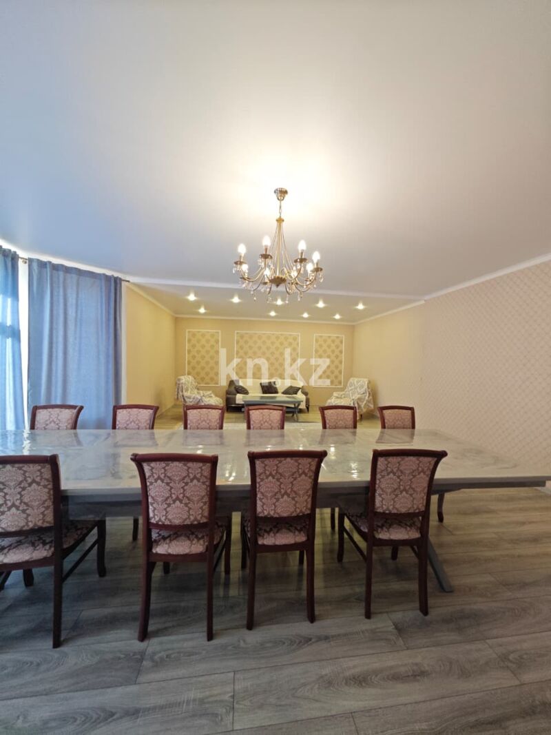 Продажа 7-комнатного дома, 450 м² - Продажа домов, коттеджей в Караганде - страница 2 фото 1 из 39