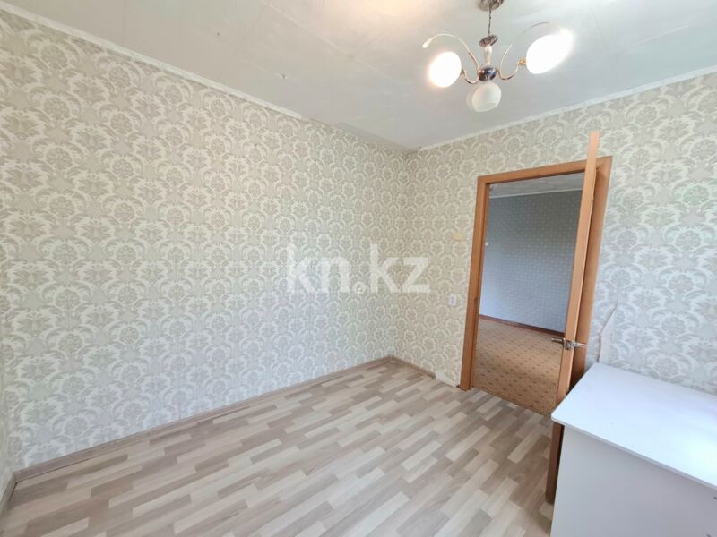 Продажа 3-комнатной квартиры, 48 м² - Продажа трехкомнатных квартир в Майкудуке Караганды - страница 6 фото 20 из 30