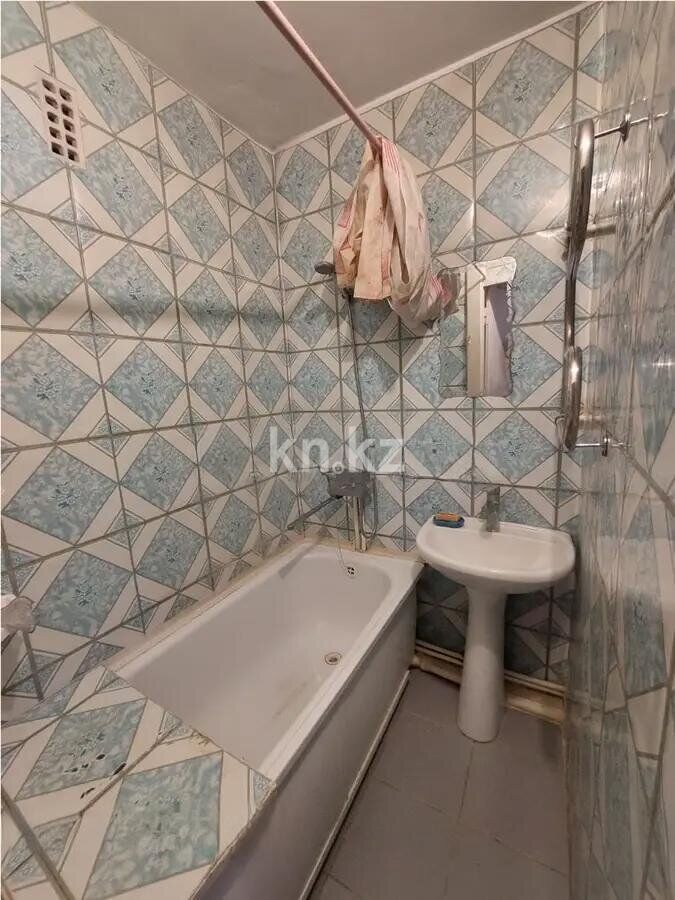 Продажа 3-комнатной квартиры, 65 м² - Продажа недвижимости в Караганде - страница 2 фото 5 из 7