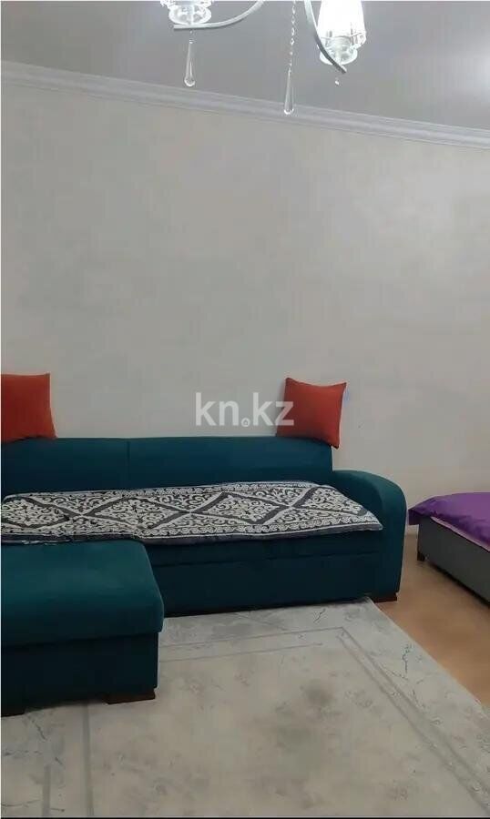 Продажа 1-комнатной квартиры, 38 м² - Продажа квартир от собственников в Караганде фото 1 из 3